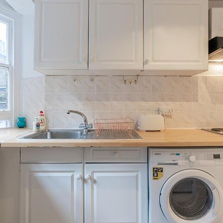 Stunning 2 Bedrooms Apartment Next Door To Selfridges And Oxford Street Лондон Екстериор снимка