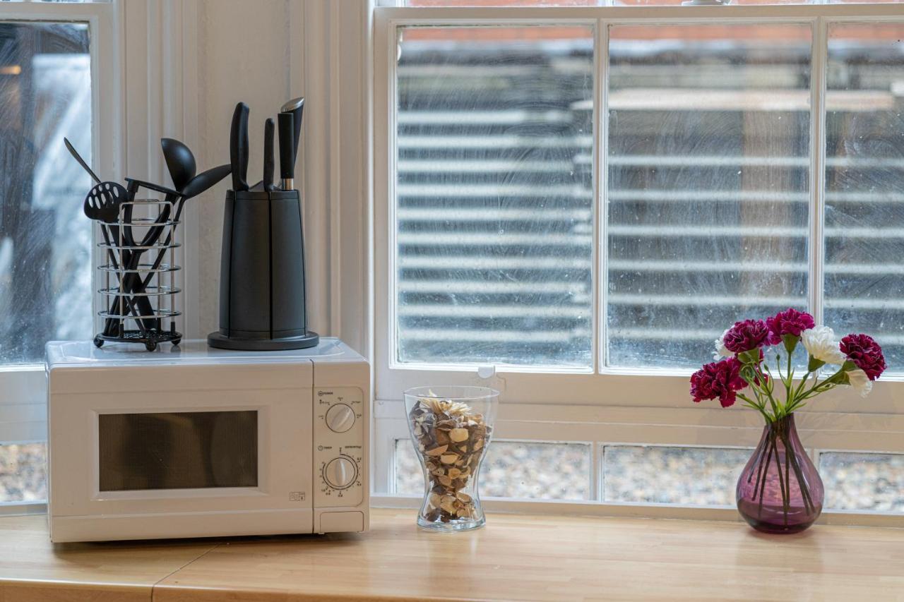 Stunning 2 Bedrooms Apartment Next Door To Selfridges And Oxford Street Лондон Екстериор снимка